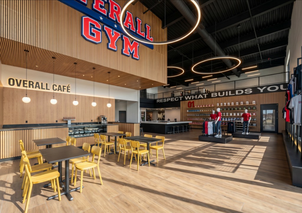 Recepção e Overall Café — Overall Gym SJC